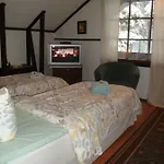 Cronin's 4*