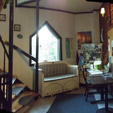 Cronin's 4*