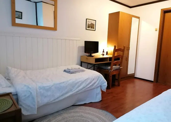 Cronin's Bed & Breakfast